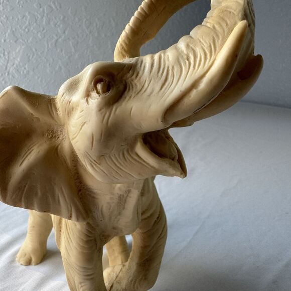 Hand Carved Solid Stone Elephant Wild Africa Jungle Animal Figure 8”x8” Detailed - Picture 4 of 9